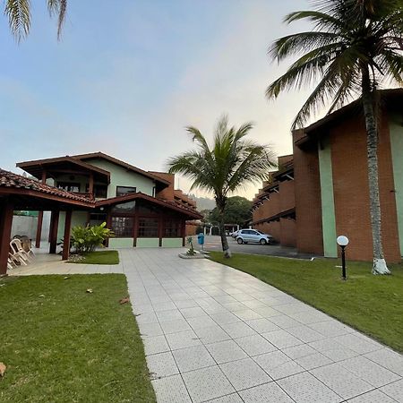 Pe Na Areia Na Praia Das Toninhas - Villagio 24 Porto Feliz Ubatuba Exterior photo