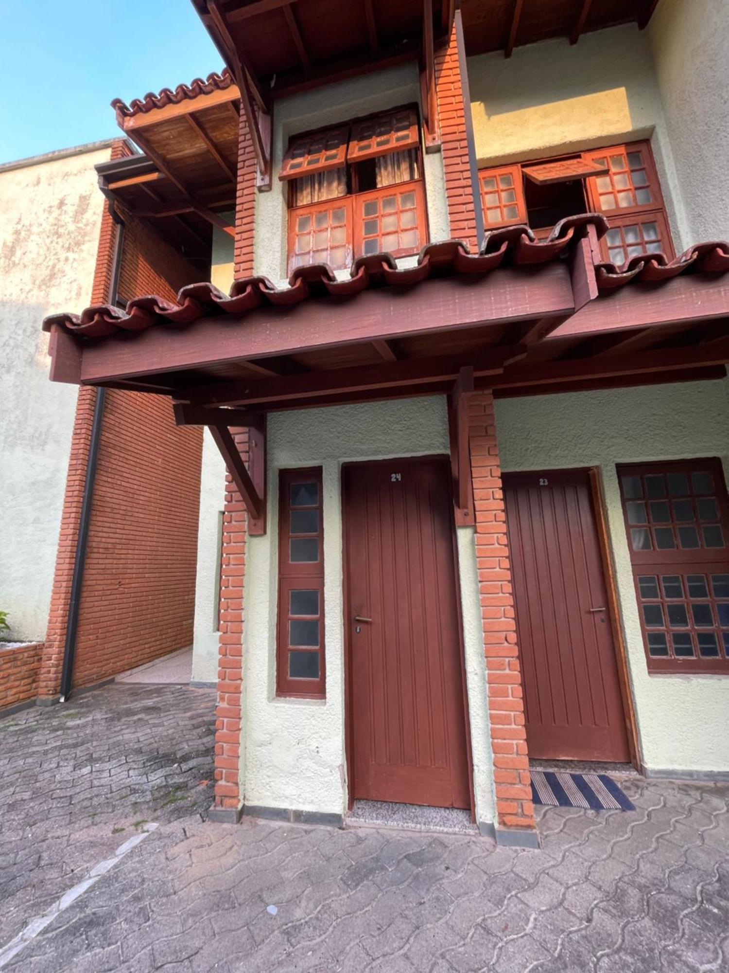 Pe Na Areia Na Praia Das Toninhas - Villagio 24 Porto Feliz Ubatuba Exterior photo